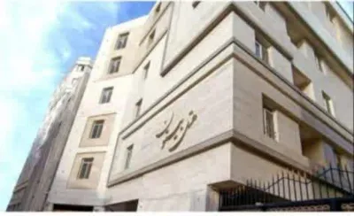 نمای بیرونی هتل بیستون