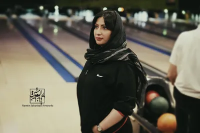 باشگاه انقلاب
تیم بولینگ هنرمندان
زهره معتمدی تهیه کننده و کارگردان
