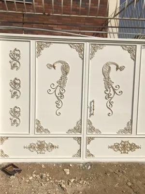 اجرای رنگ درب فلزی در اصفهان