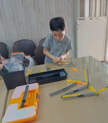 کلاس رباتیک در قزوین