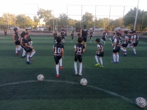 آکادمی فوتبال اصفهان