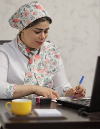 مریم منصوری، کارشناس مامایی در اصفهان