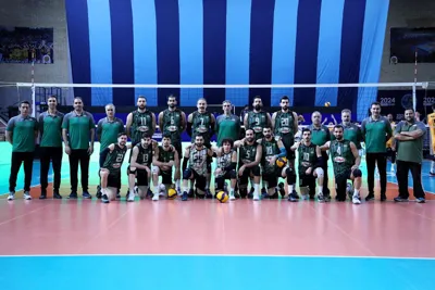 محمدناصر نقره ماسور تیم ملی و لیگ برتر والیبال