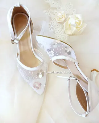 طرح جواهر دوزی کفش عروس