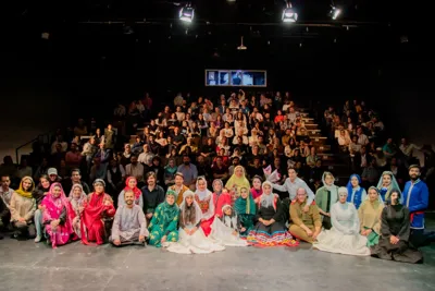 پانیذ باغی افوشته

