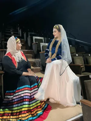 پانیذ باغی افوشته

