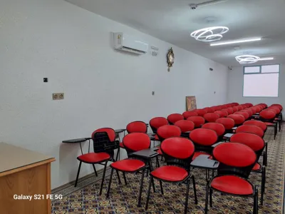 سالن اجتماعات و کنفرانس