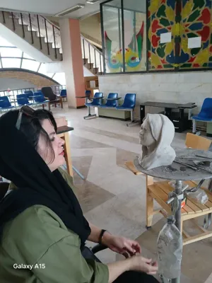 مجسمه رایگان
