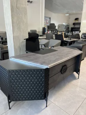 خرید میز اداری مشکی