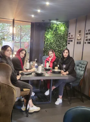 کارشناس فروش خدمات