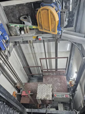 اسانسور صنعتی