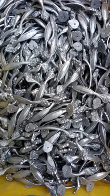 ویبره پولیش قطعات فلزی