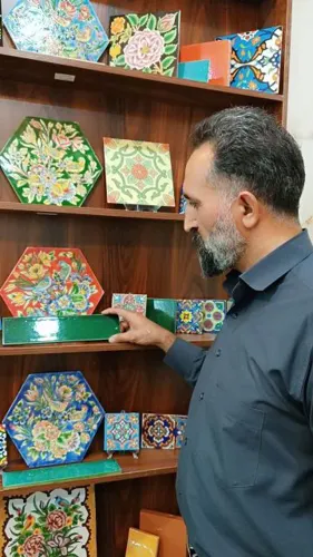 اجرای صفر تا صد کاشی کاری سنتی