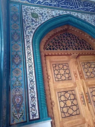 کاشی هفت رنگ وسنتی اصفهان