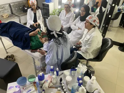 بهترین آموزشگاه پوست تهران 