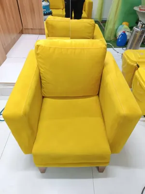 مبل شویی در منزل ساری