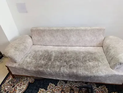 قبل شستشو مبل توسط دستگاه 