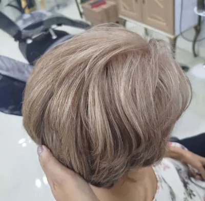 بهترین سالن آرایشی در میبد