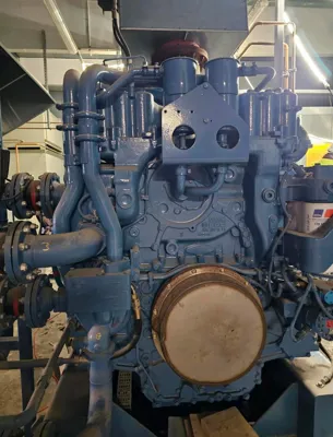 محصولات کامینز کوماتسو 