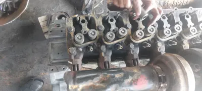 محصولات کامینز کوماتسو 