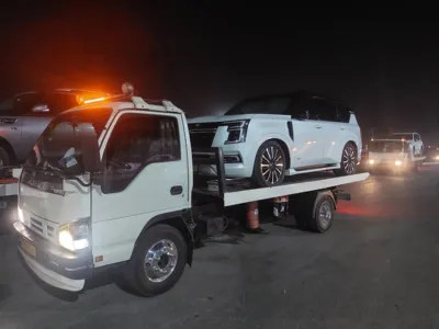 کفی خودروبر بندرعباس ۰۹۱۷۰۹۳۲۳۷۲