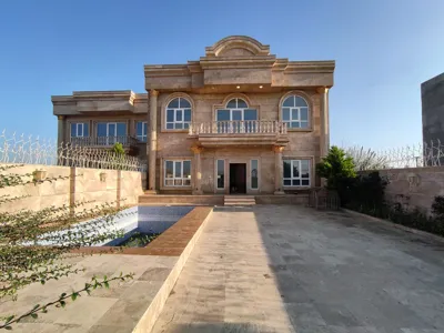 کد1699
300متر زمین-350متر بنا-3خواب مستر-تریبلکس استخردار-سند و پایانکار-انشعابات نصب