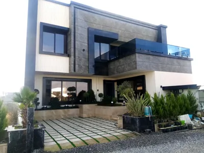 کد1813
265متر زمین-300متر بنا-ساختمان هوشمند-3خواب-استخر و جکوزی و سونا-سند و پایانکار -شهرکی
