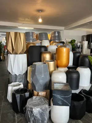 گلدان سنگی در مازندران