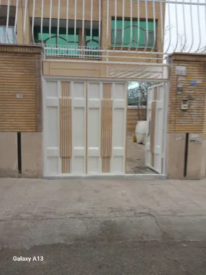 نقاشی و رنگ آمیزی در فولادشهر