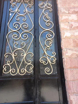 نقاشی و رنگ آمیزی در فولادشهر