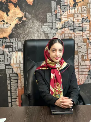 نیوشا کریمی