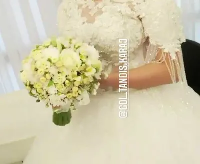 دسته گل عروس زیبا و شکیل