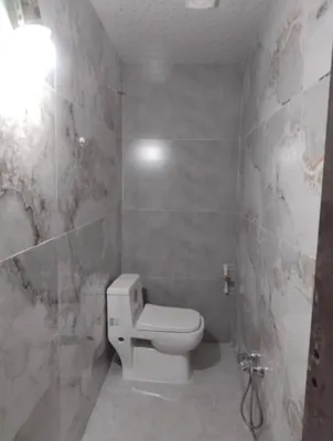 کاشی کاری سرویس بهداشتی در تهران