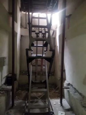 نصب بالابر در همدان