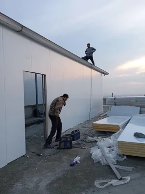 نصب و اجرا ساندویچ پانل در کرج