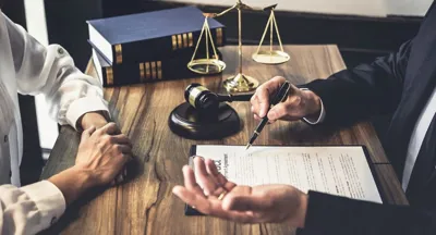 وکیل پایه یک ماده صد شهرداری در کرج 