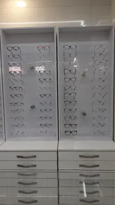 تجویز لنز طبی در اصفهان