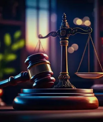 وکیل مرد در مشهد&nbsp;