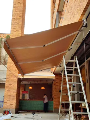 سایبان حیاط 