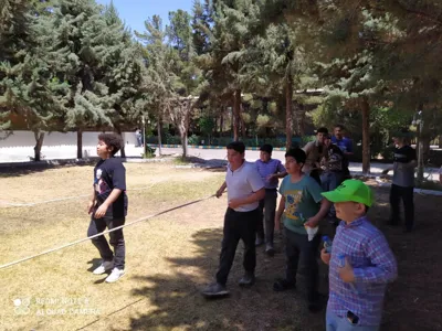 ابتدایی و دبیرستان