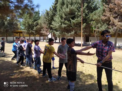 ابتدایی و دبیرستان