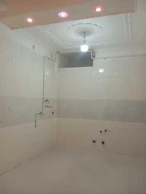 کدملکR4-5
نوع ملک-همکف دوبلکس
مساحت-3قصب
متراژ-65متری2خوابه
قیمت-2میلیارد
آدرس-شرف آباد-بلوارامام حسین 17