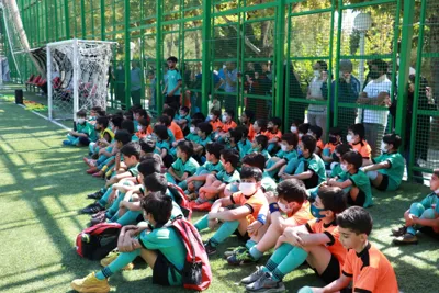 آکادمی فوتبال در اصفهان