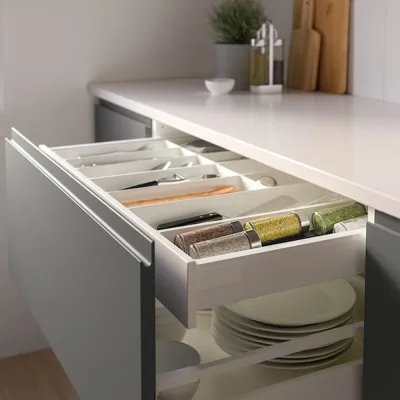 کمد دیواری در نظر اباد 