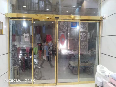 درب های شیشه‌ای