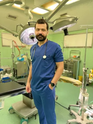 نگین یونیفرم