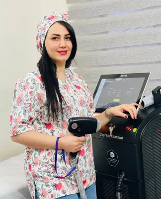 نگین یونیفرم