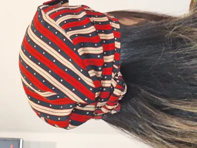 نگین یونیفرم