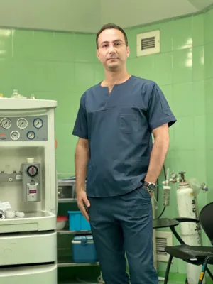 نگین یونیفرم