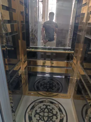آسانسور صعود عرشیا 